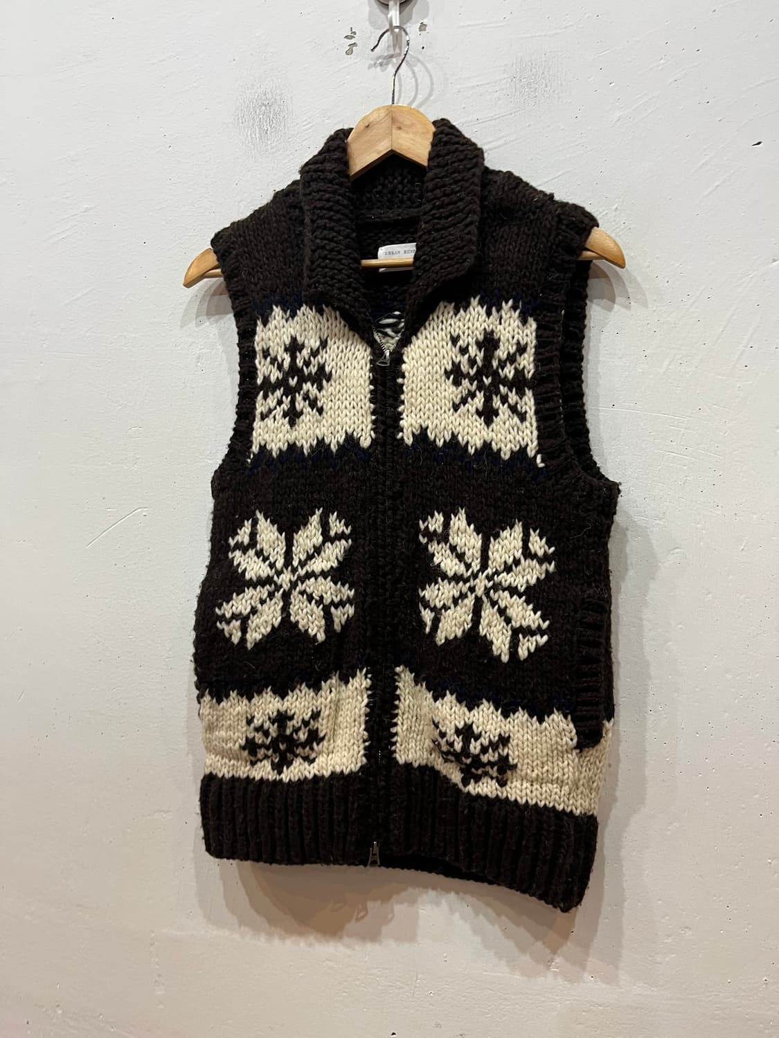 어반리서치 노르딕 코위찬 집업 베스트 상품이미지1