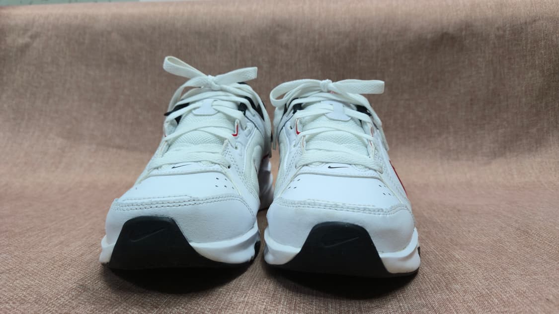 나이키 245mm- 일회착용 디파이 올데이 화이트유니버시티 레드 상품이미지3