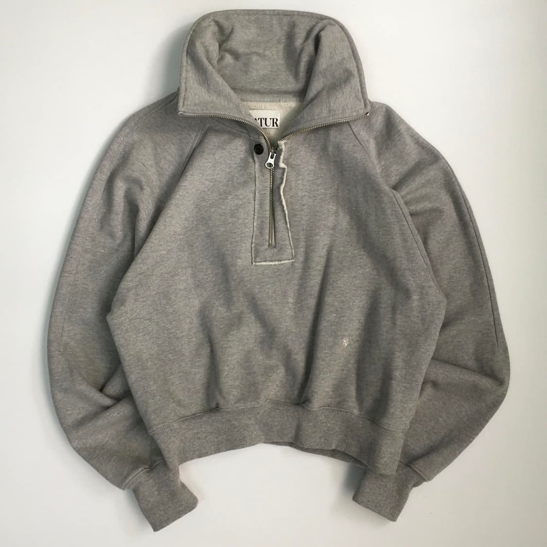 Satur 세터 그레이 스웻 셔츠 크롭 하프 집업(85) 상품이미지3
