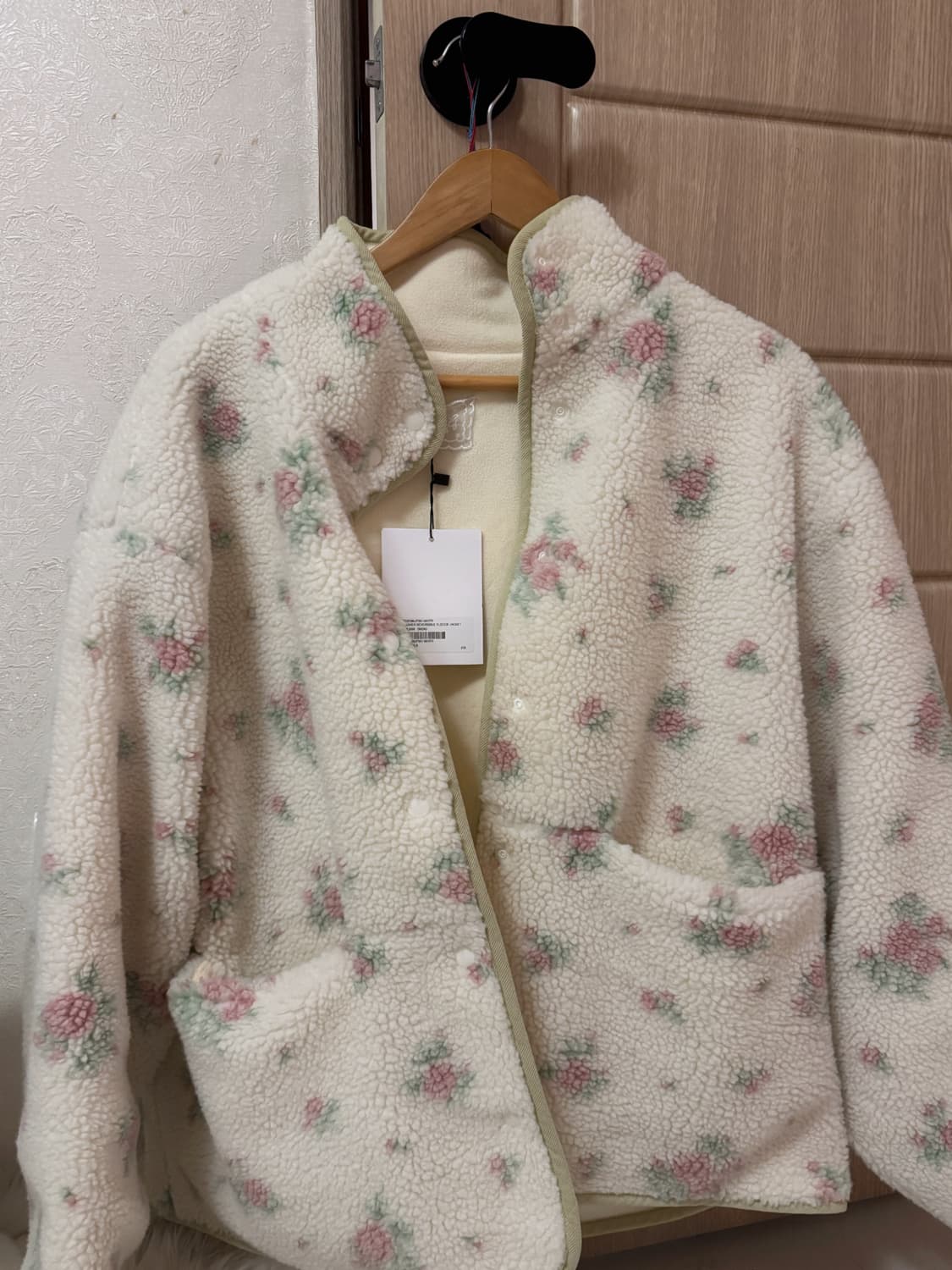 셀리테일즈 플라워 리버시블 후리스 상품이미지1