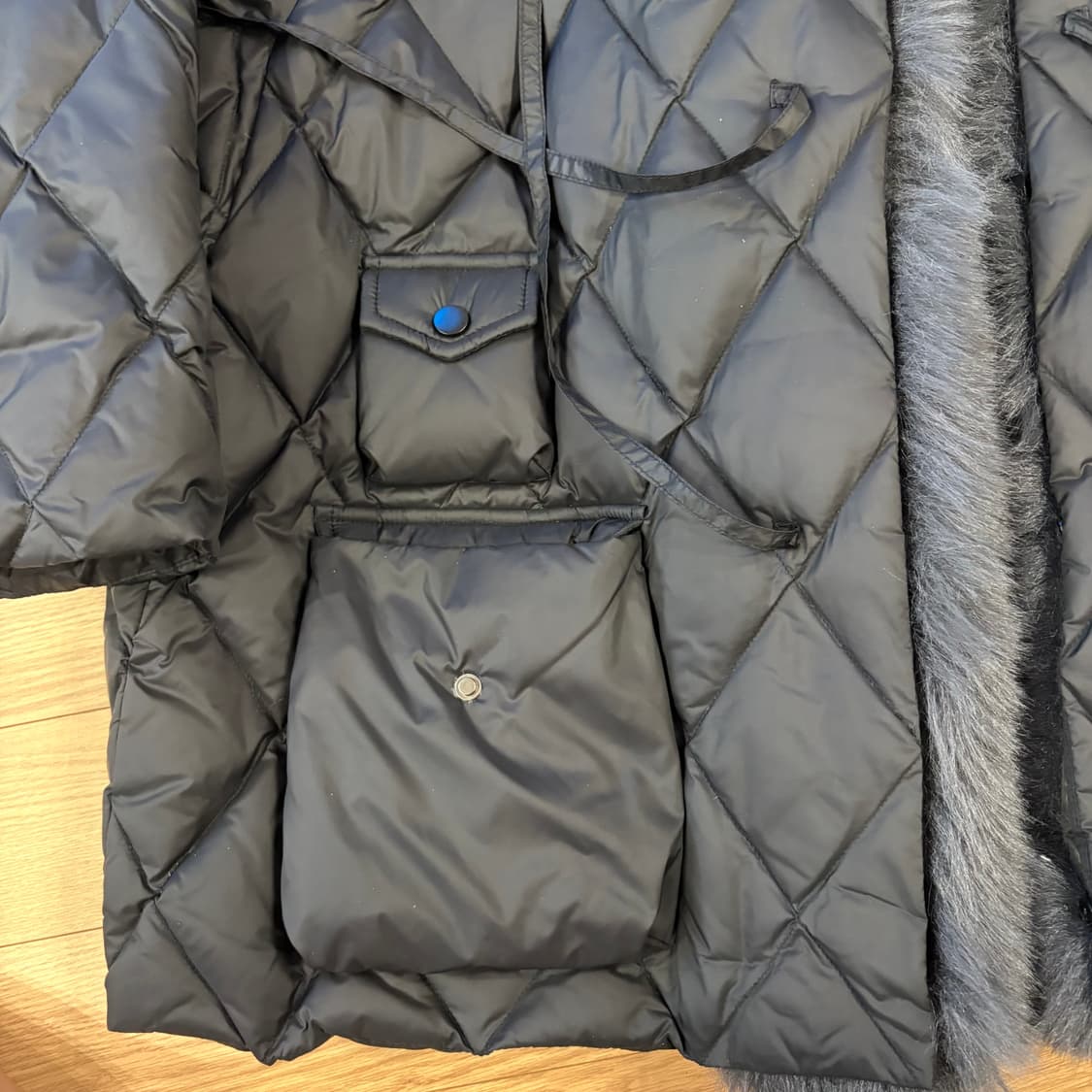 LALALOUNGE(랄라 라운지) 폭스퍼 패딩 상품이미지3