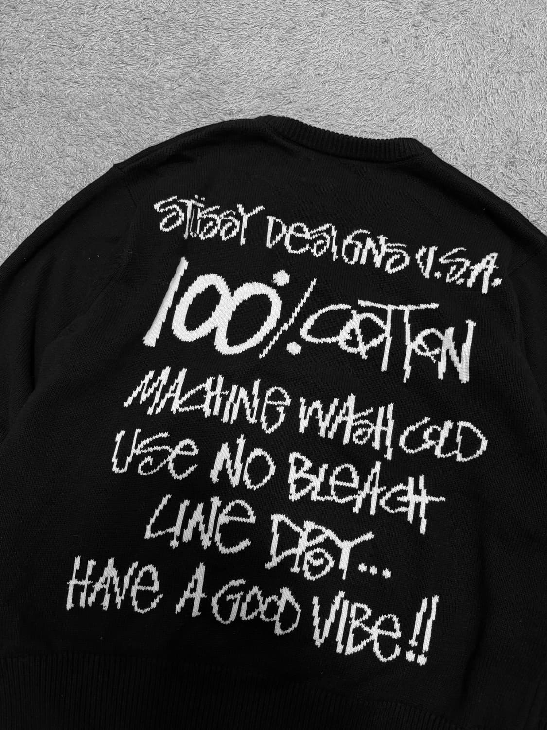 스투시 케어라벨 니트 상품이미지1