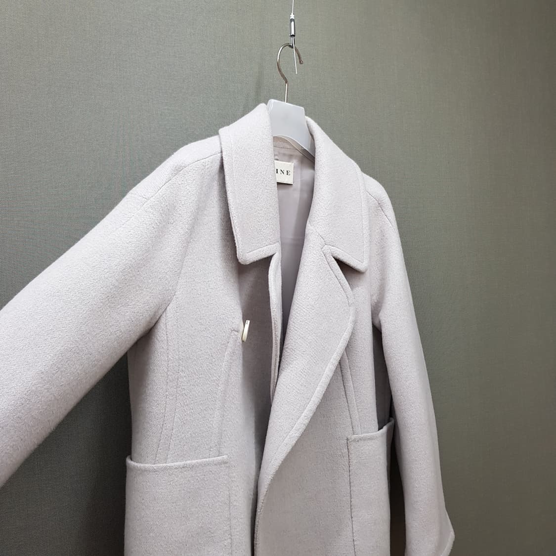 한섬 마인 2022 울소재 숏 코트  76-90-155사이즈 상품이미지3