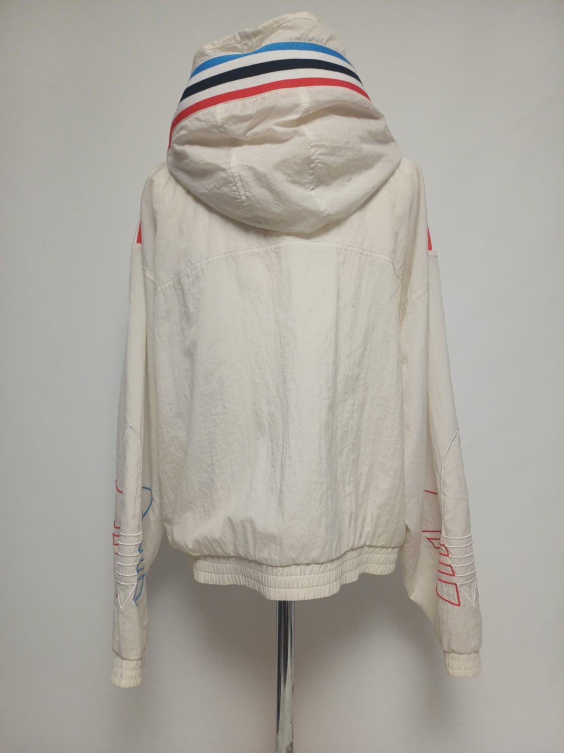 [L] 아디다스 오리지널스 아디컬러 트라이컬러 윈드브레이커  상품이미지3