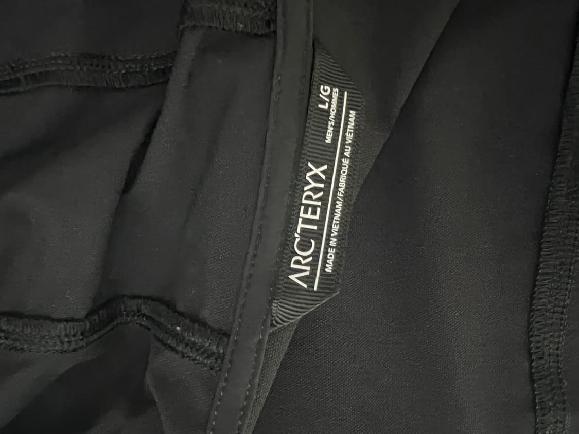 아크테릭스 감마sl 후디 블랙 팝니다 상품이미지2