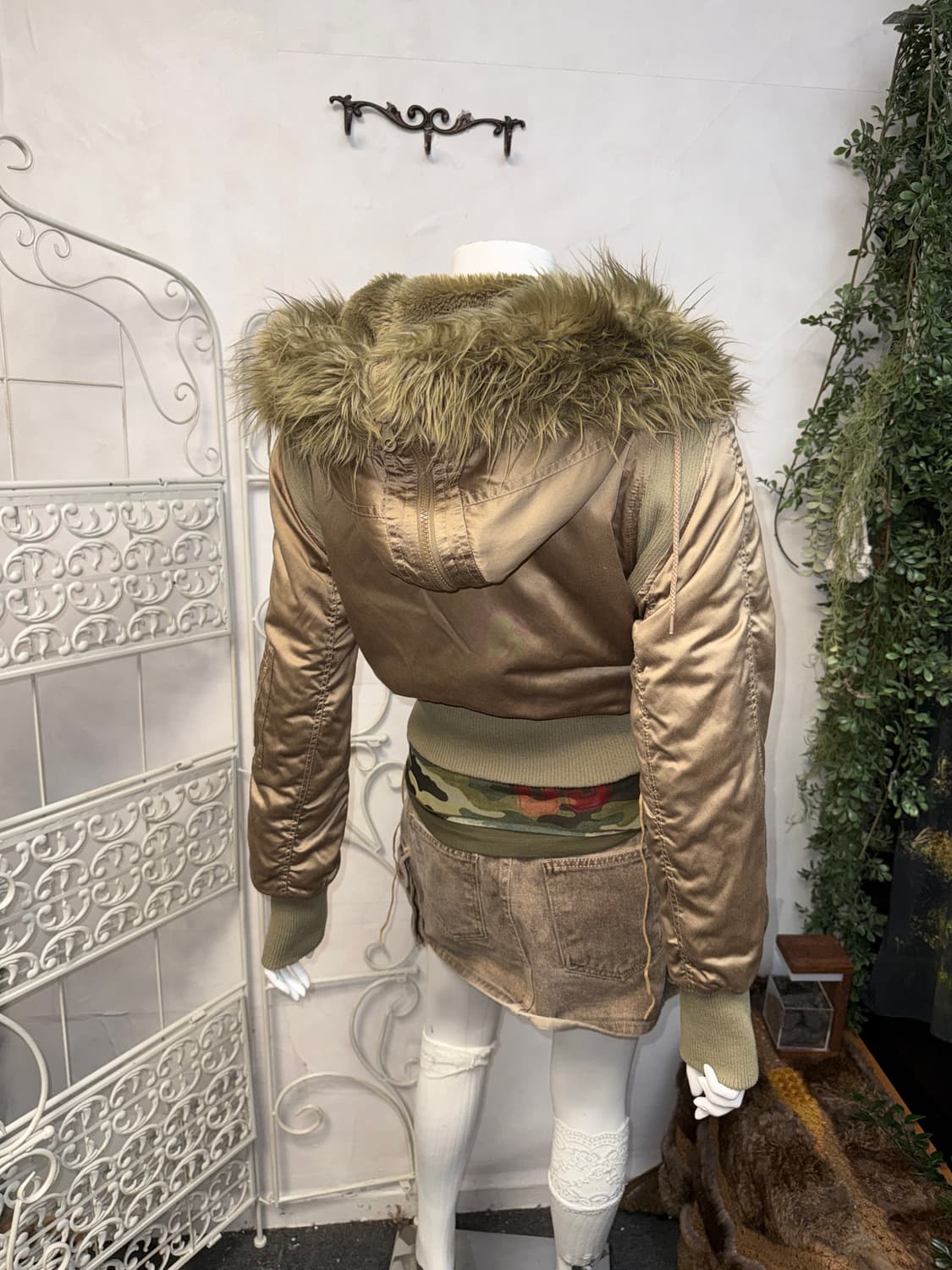 Armani Exchange khaki satin N-2B bomber  상품이미지7