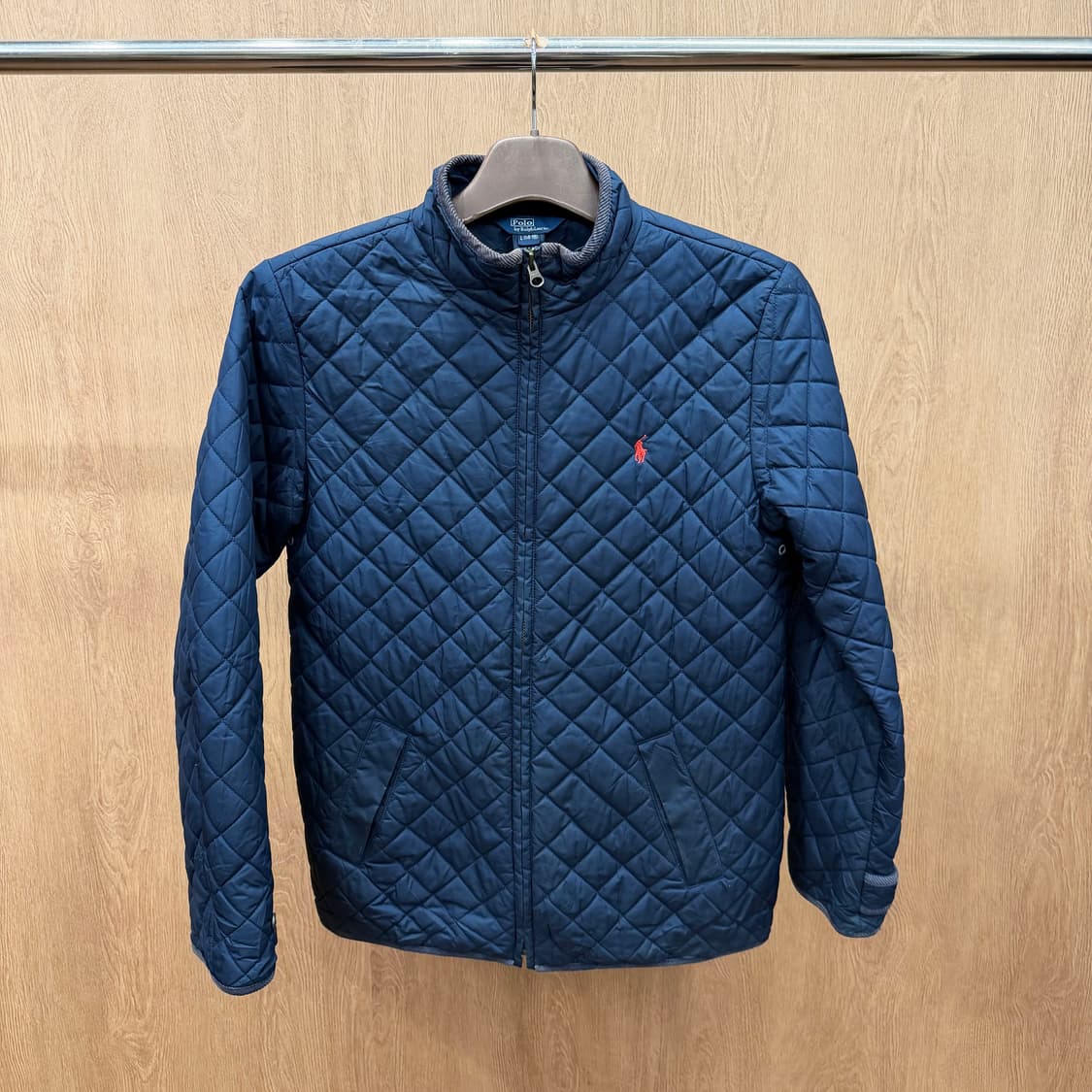 폴로 랄프로렌 집업 자켓 다이아 퀼팅 패턴 스탠드 카라 디테일 네이비 상품이미지2