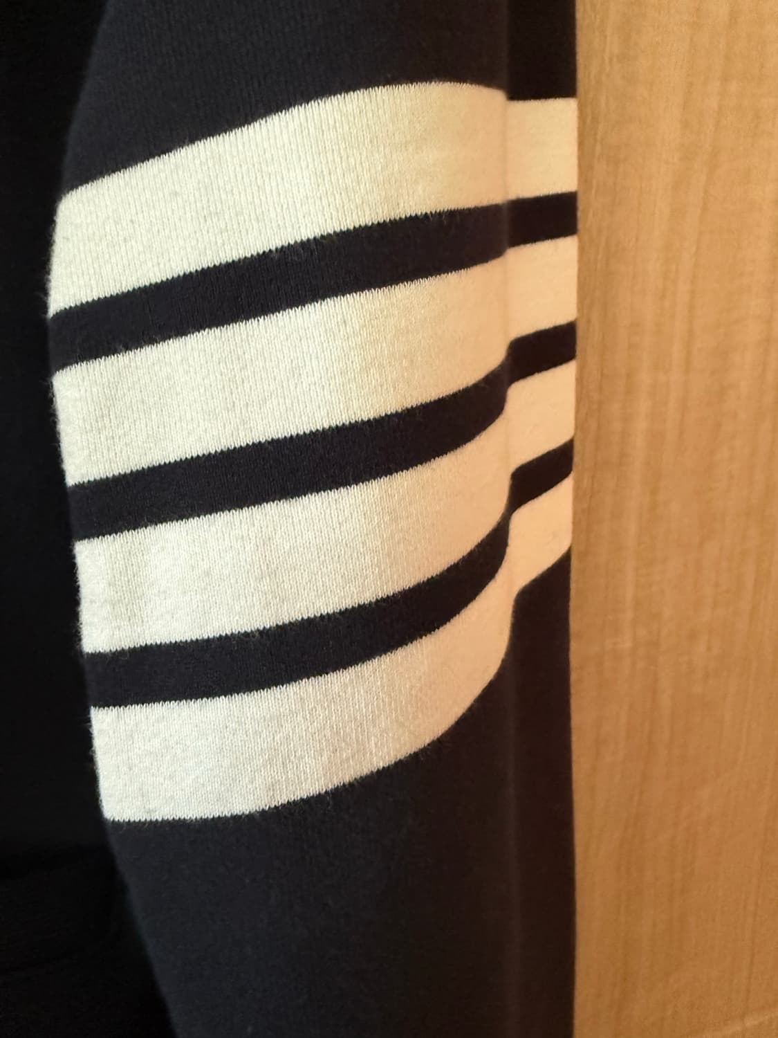 톰브라운 가디건 네이비 상품이미지4