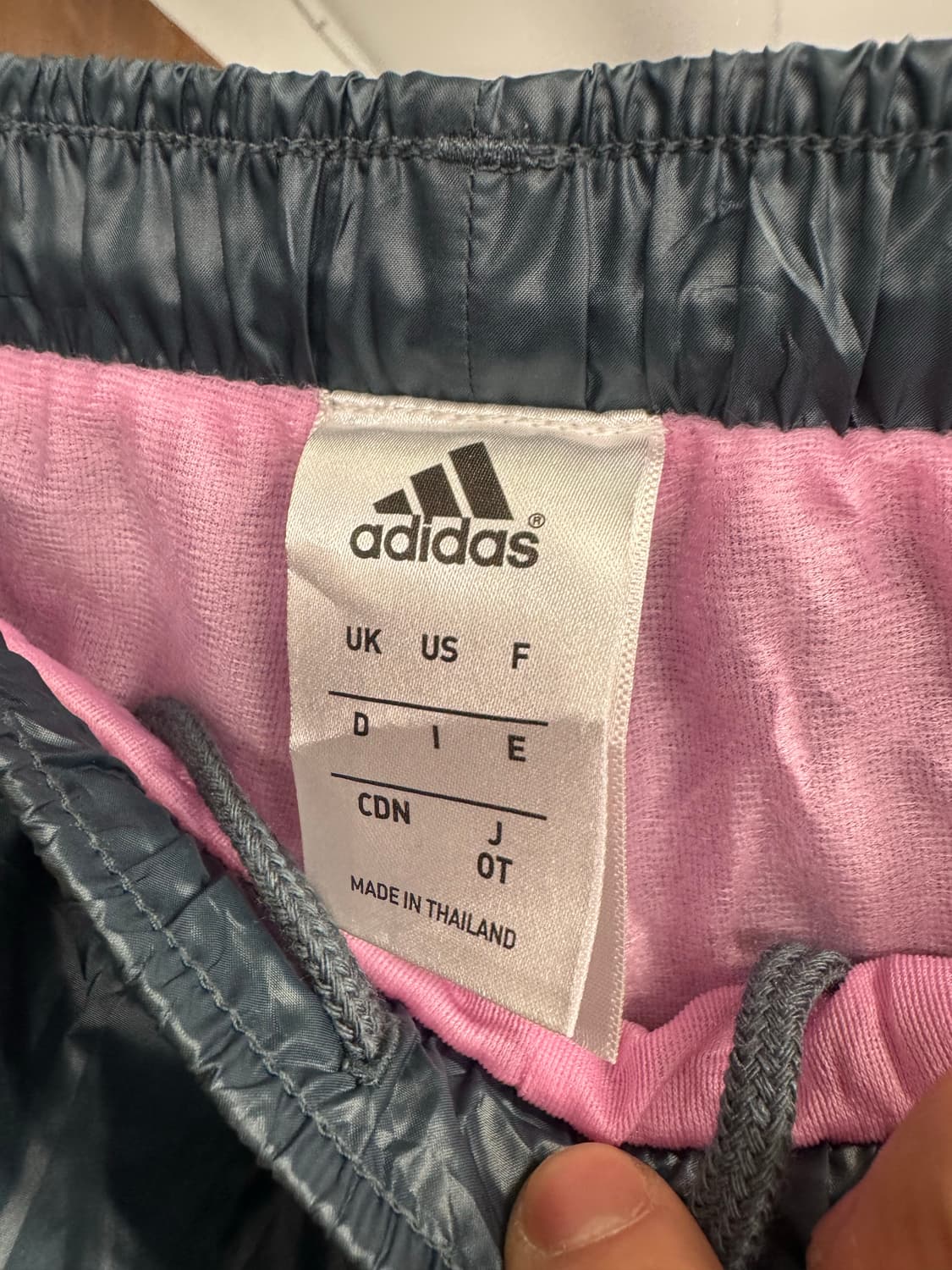 아디다스 올드스쿨 핑크 삼선 트레이닝팬츠 상품이미지3