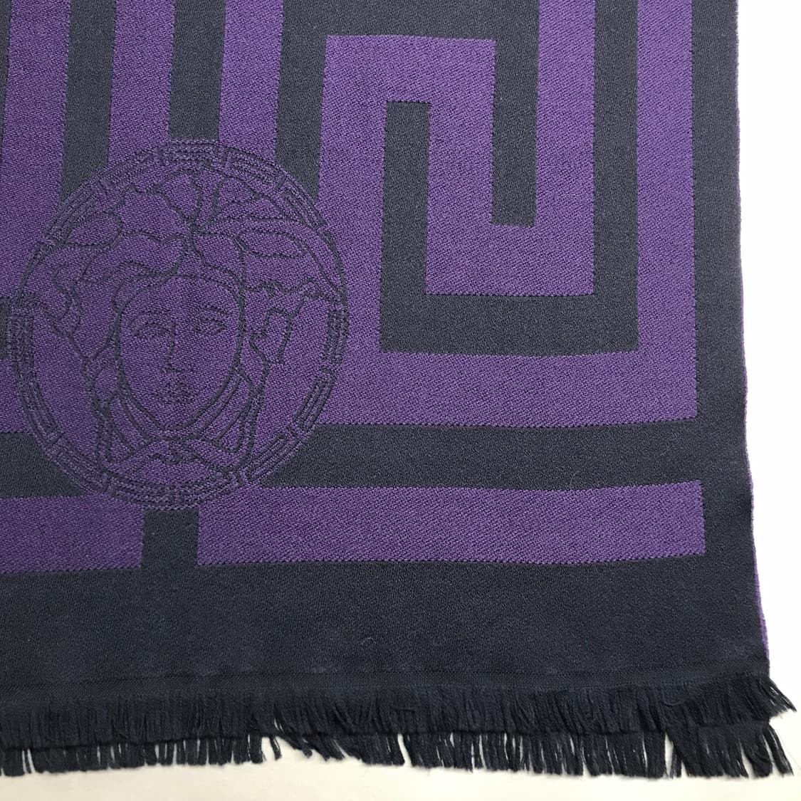 베르사체 메두사 머플러 퍼플 상품이미지7