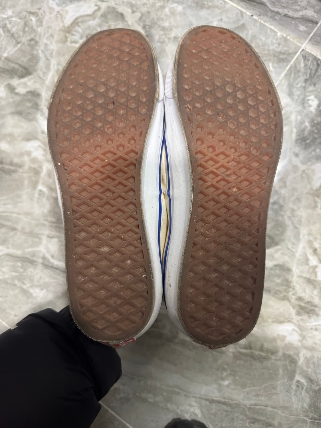 반스 볼트 어센틱 270사이즈 판매합니다 상품이미지4