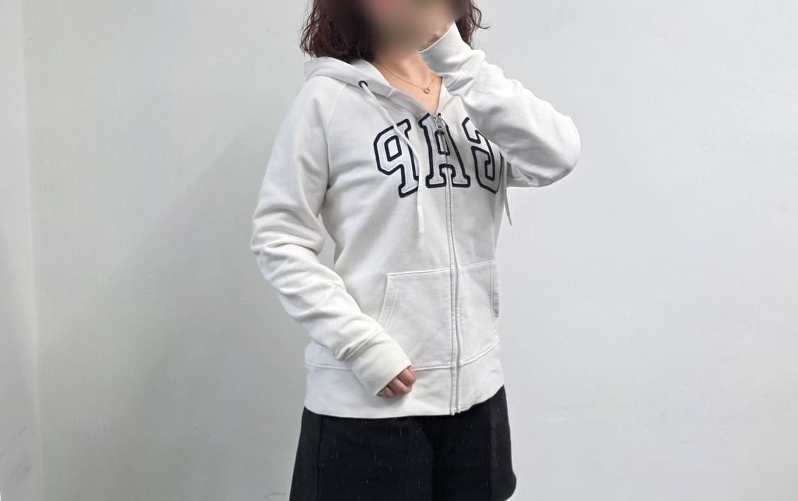 [프립]갭 로고 후드 집업 화이트 상품이미지2
