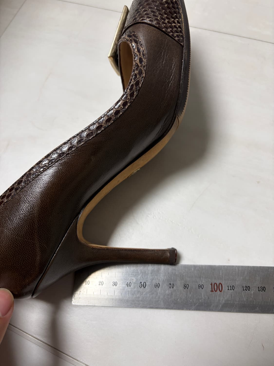 조르지오 아르마니 뱀피 스트랩 힐 상품이미지4