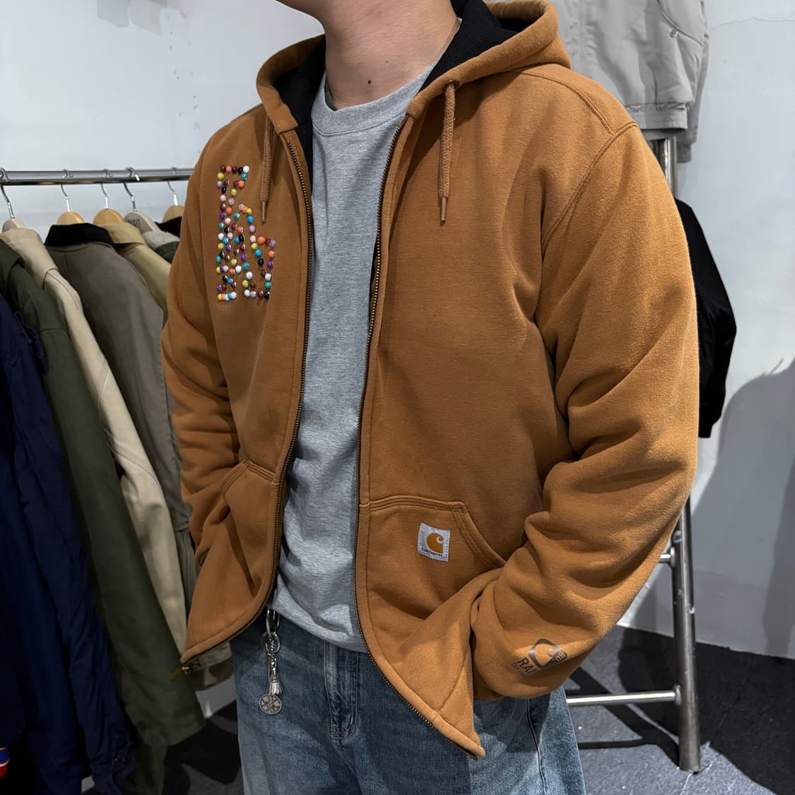 칼하트 빈티지 LA 커스텀 후드 자켓 상품이미지2
