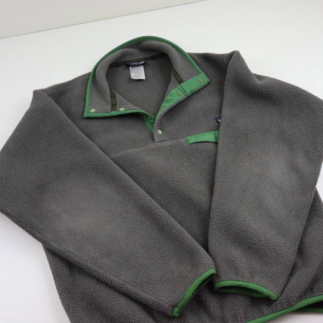 00s 파타고니아 신칠라 스냅-T 그레이/그린 콜롬비아 상품이미지2