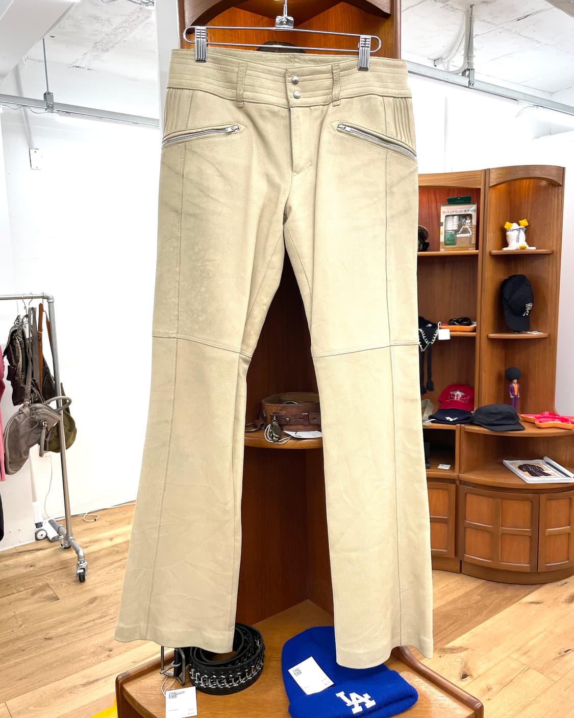 [M] COMME CA DU MODE 레더 세미 플레어 팬츠 상품이미지5