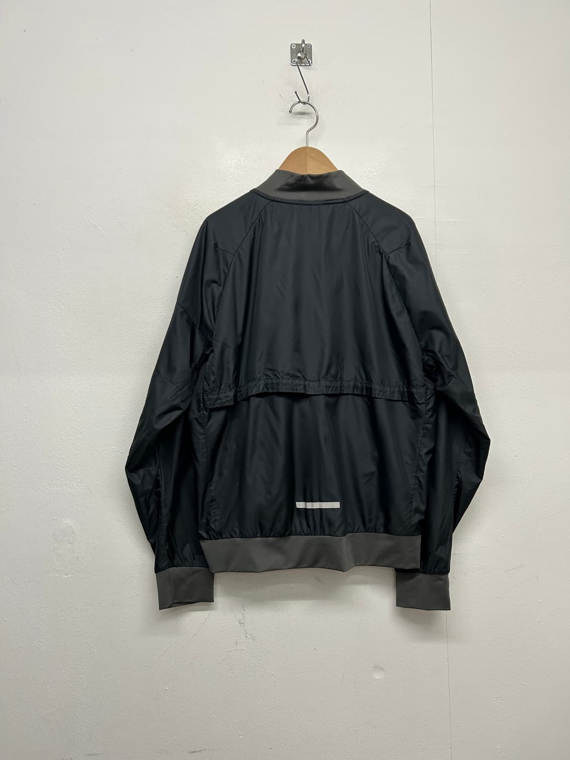 나이키 러닝 드라이핏 바람막이 점퍼  상품이미지5