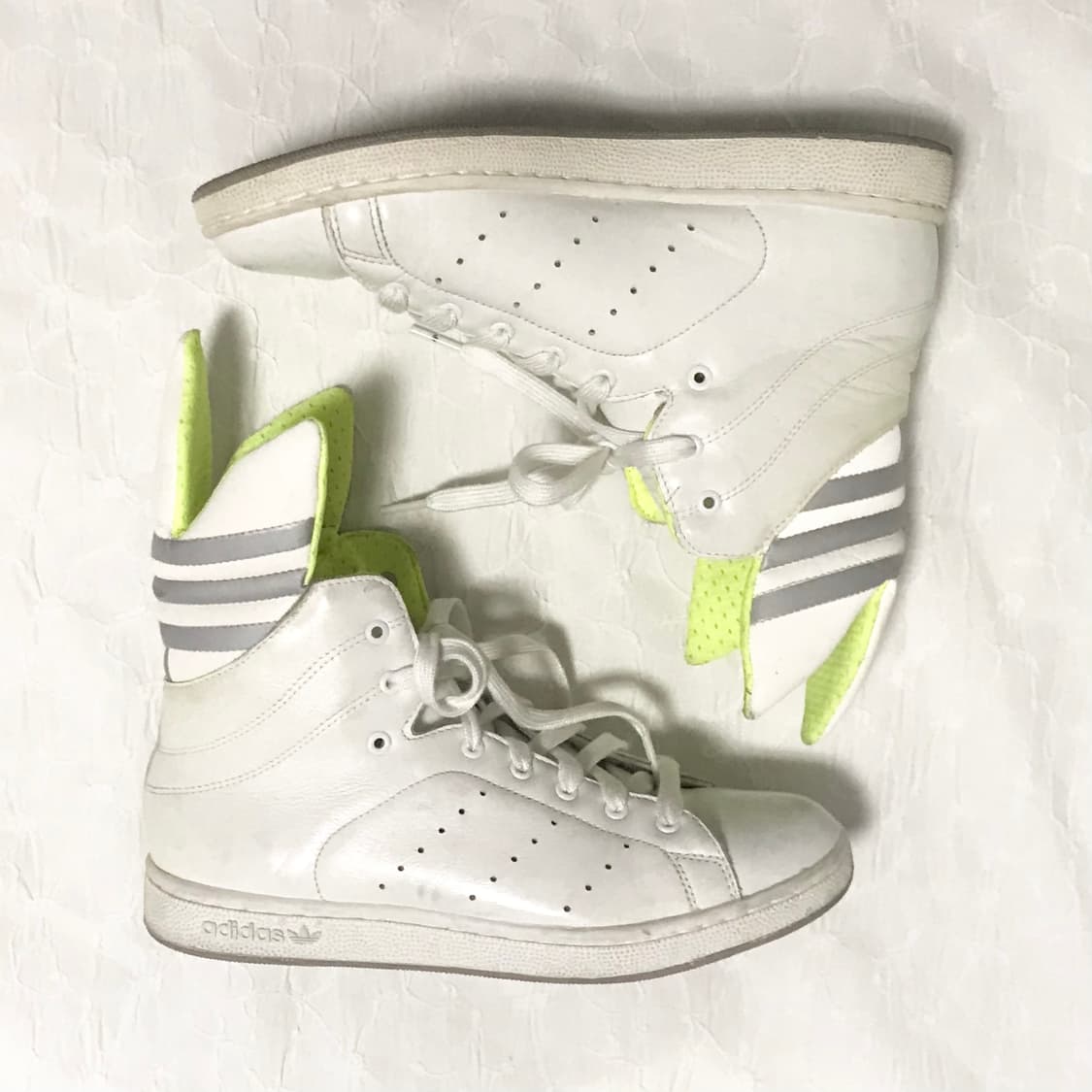 택포•아디다스 스탠스미스 트레포일 파이어버드 하이탑 스니커즈 230 상품이미지1