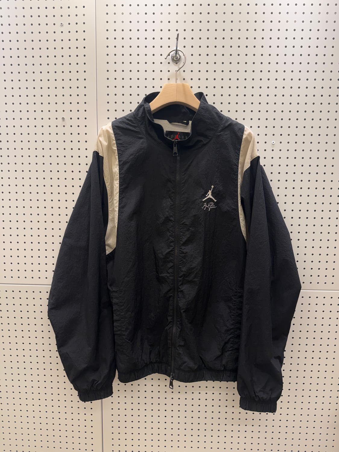 조던 점프맨 나일론 트랙 자켓 블랙 U228 상품이미지2