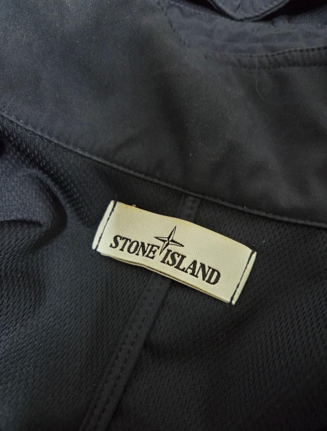 [샤상품급 M] 스톤아일랜드 스프트쉘 상품이미지2