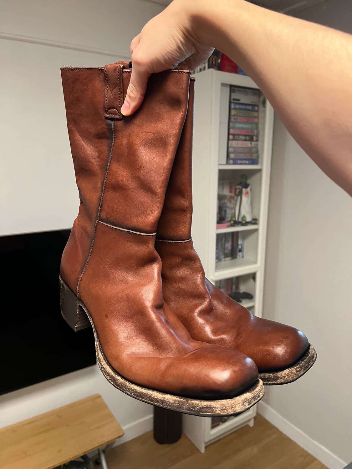 프라다 앤틱 레더 부츠 상품이미지3