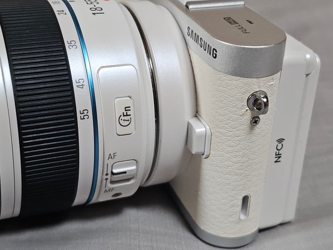삼성 NX300M 미러리스 카메라 화이트 상품이미지10