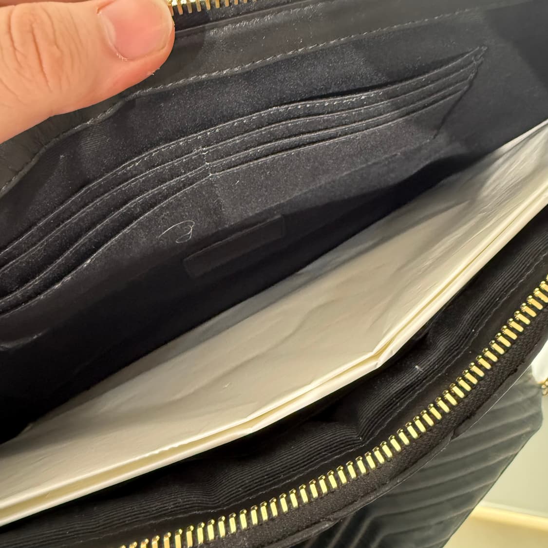 생로랑 모노그램 마틀라세 금장 클러치백
 상품이미지5