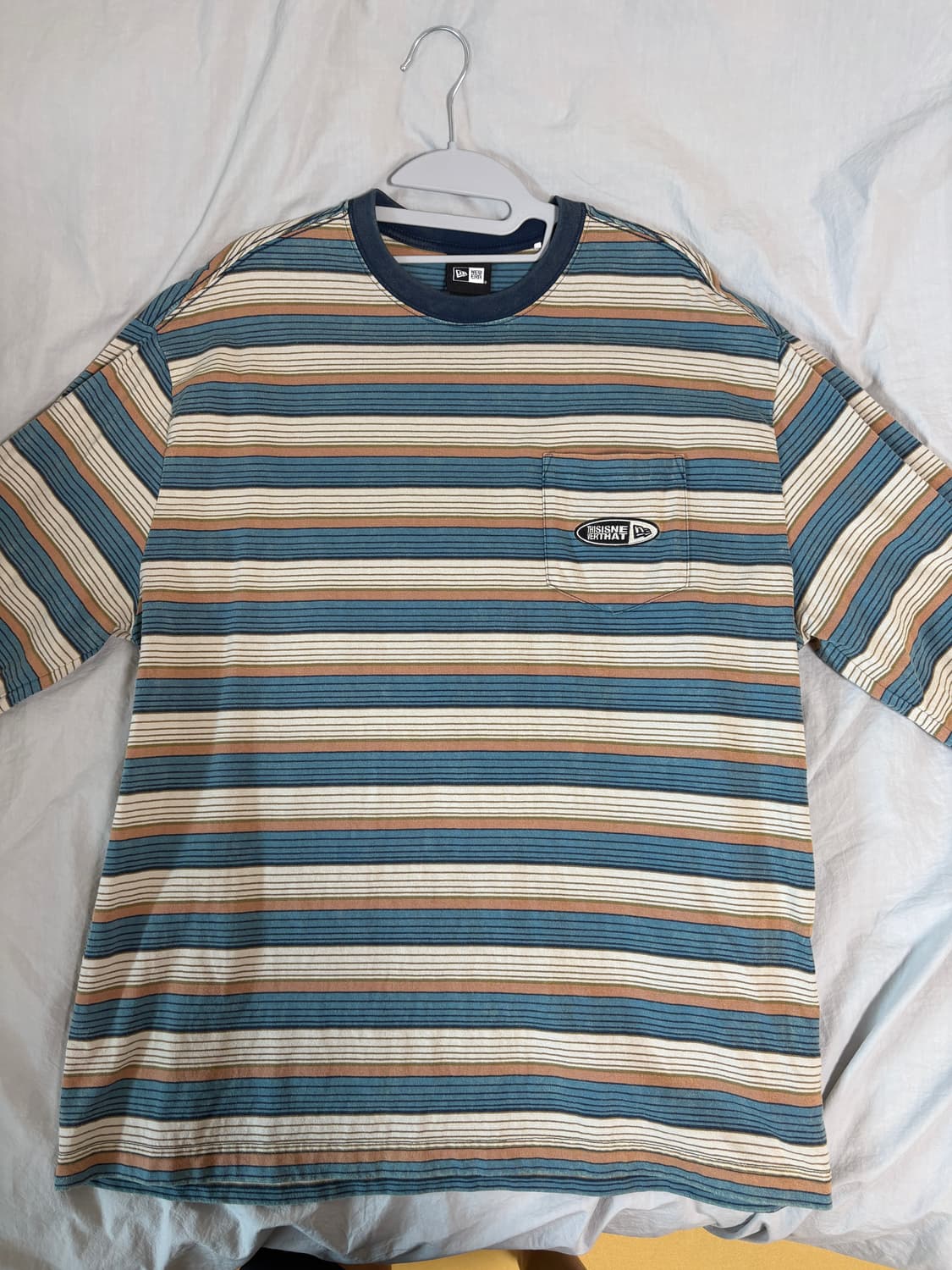 [L] 디네댓 X 뉴에라 보더 긴팔 티셔츠 상품이미지3