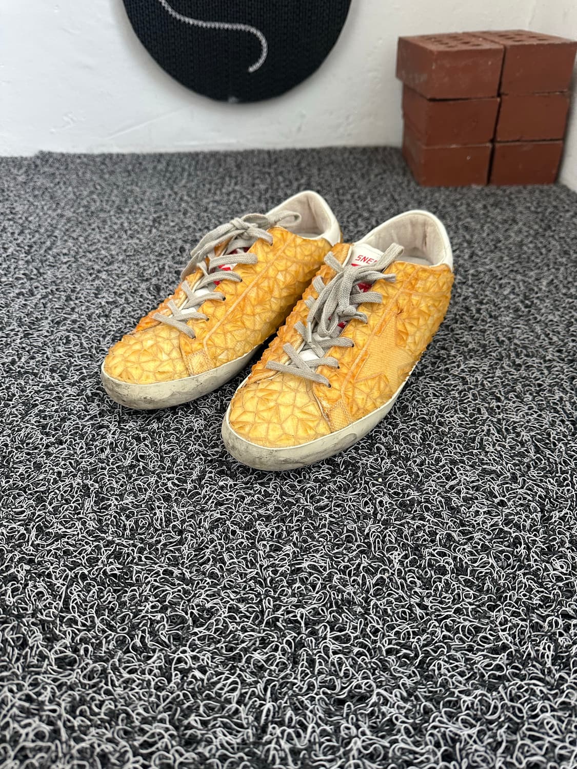 골든구스 슈퍼스타 옐로우 스니커즈 250 상품이미지6