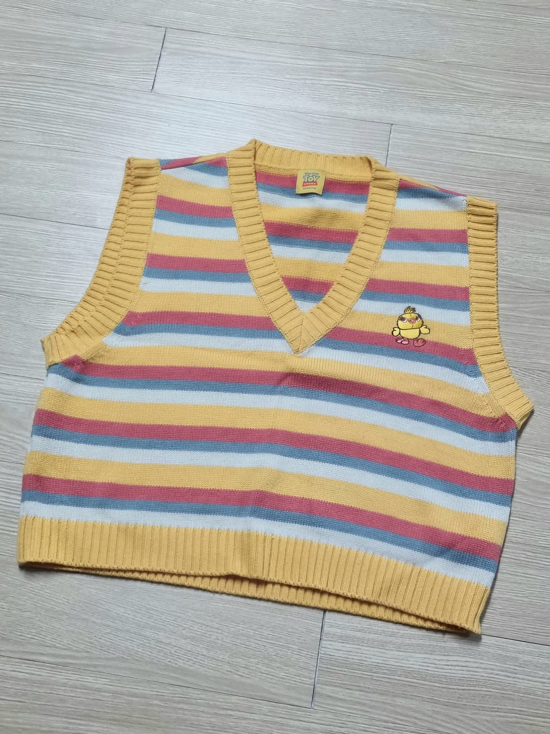 디즈니 토이스토리 더키앤버니 니트 조끼 상품이미지1