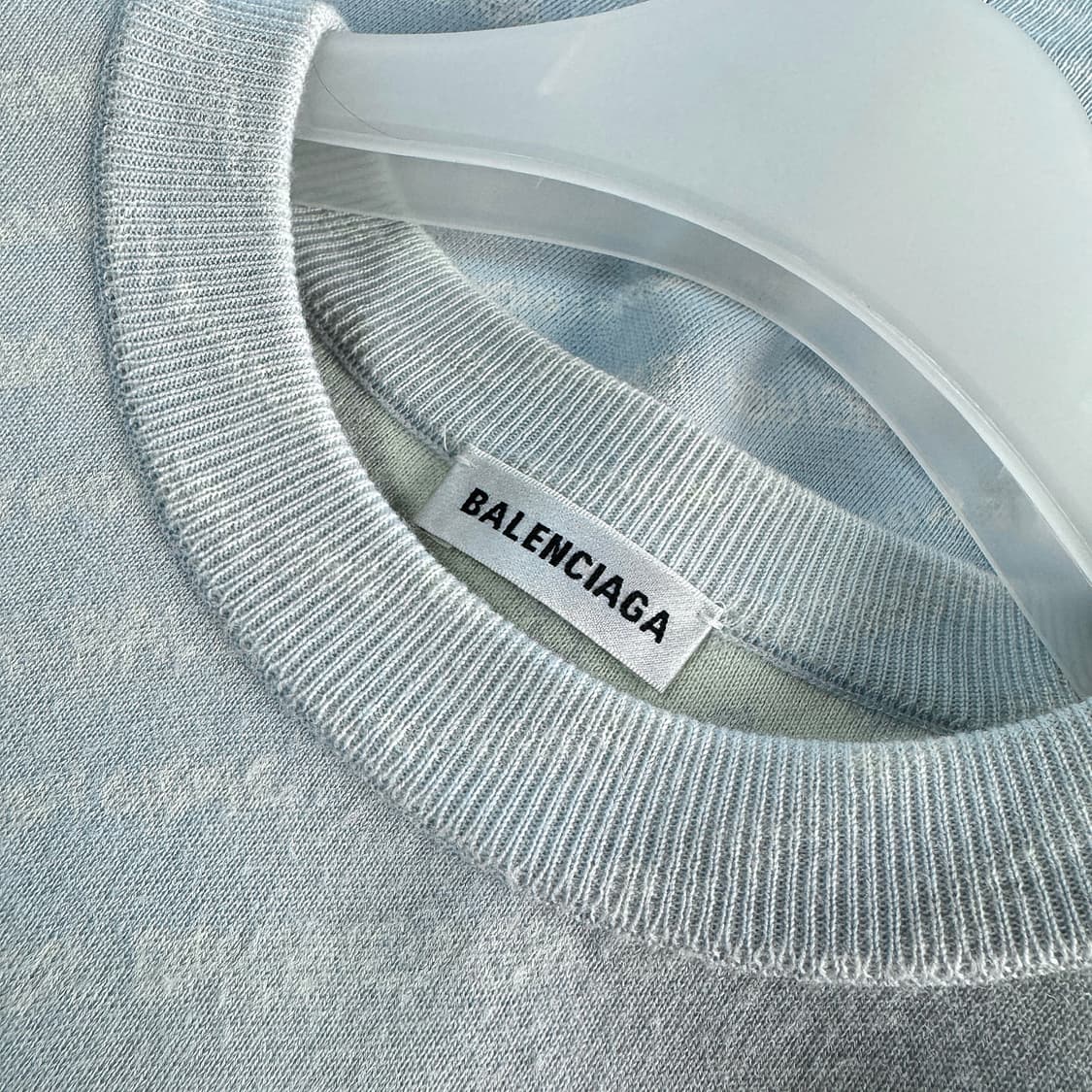 발렌시아가 멀티로고 풀오버 상품이미지2