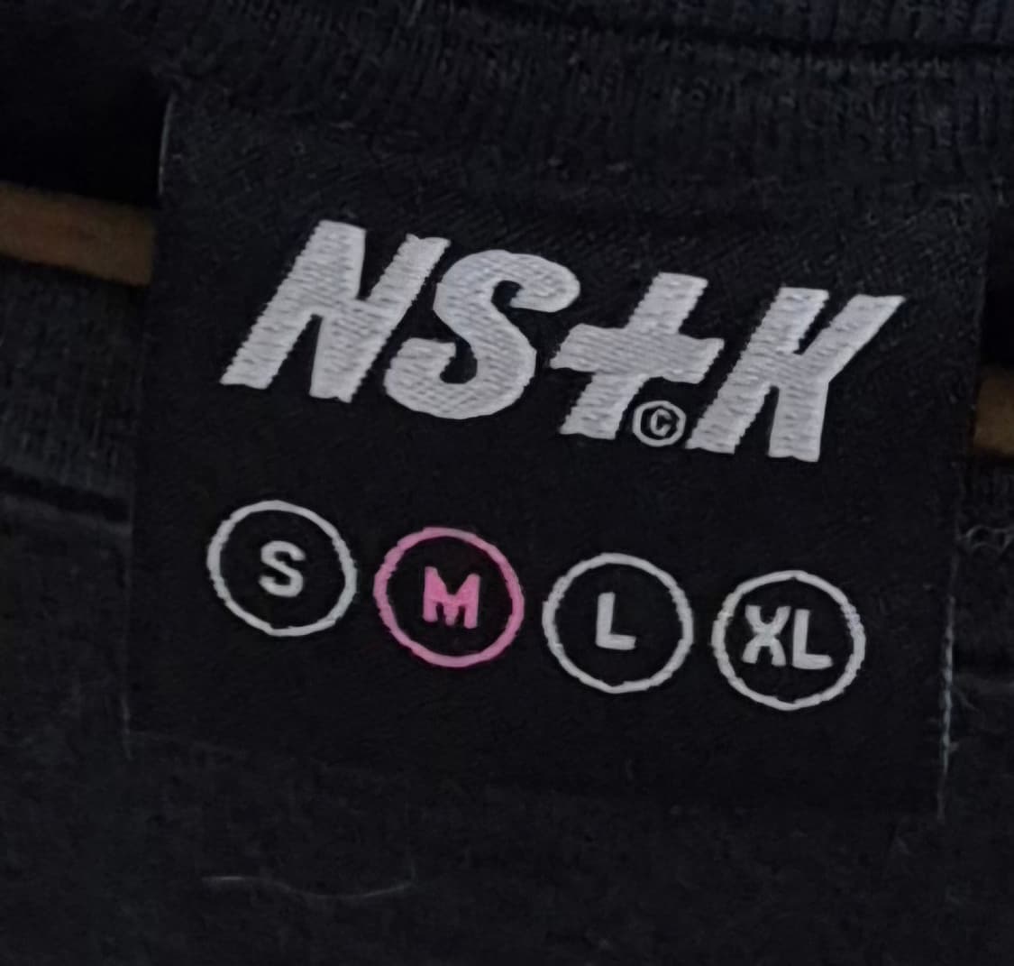 오버핏 M ) 네스티킥 블랙 반팔티 상품이미지3