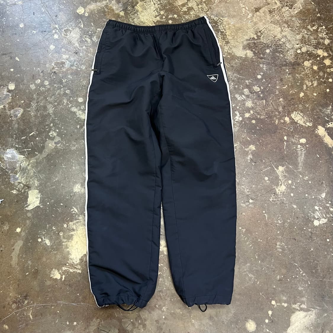 XL) 아디다스 누빔 트랙팬츠 조거팬츠 트레이닝복 바지 올드스쿨 상품이미지2