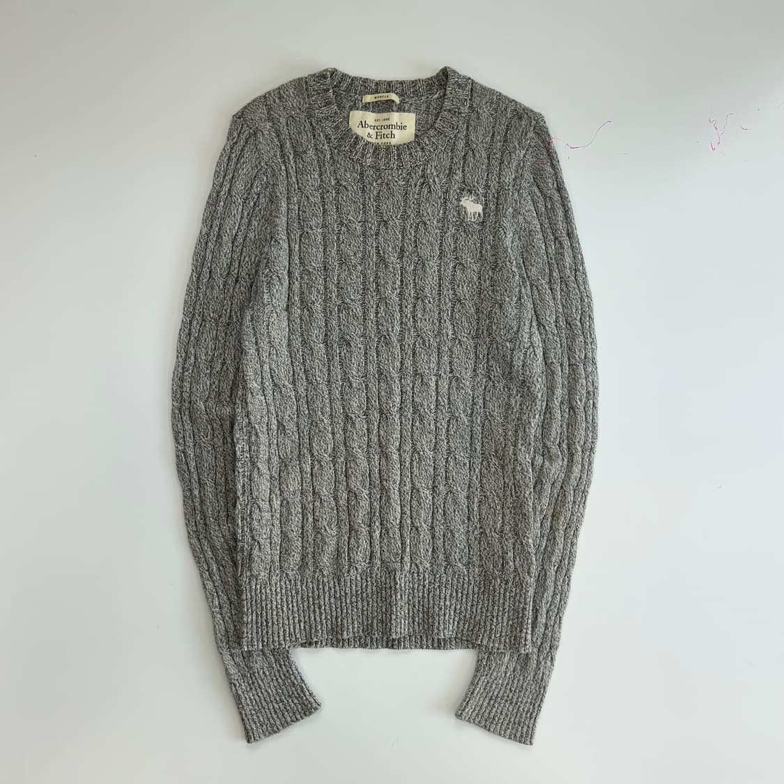 Abercrombie 아베크롬비 화이트 로고 멜란지 케이블 니트 상품이미지3