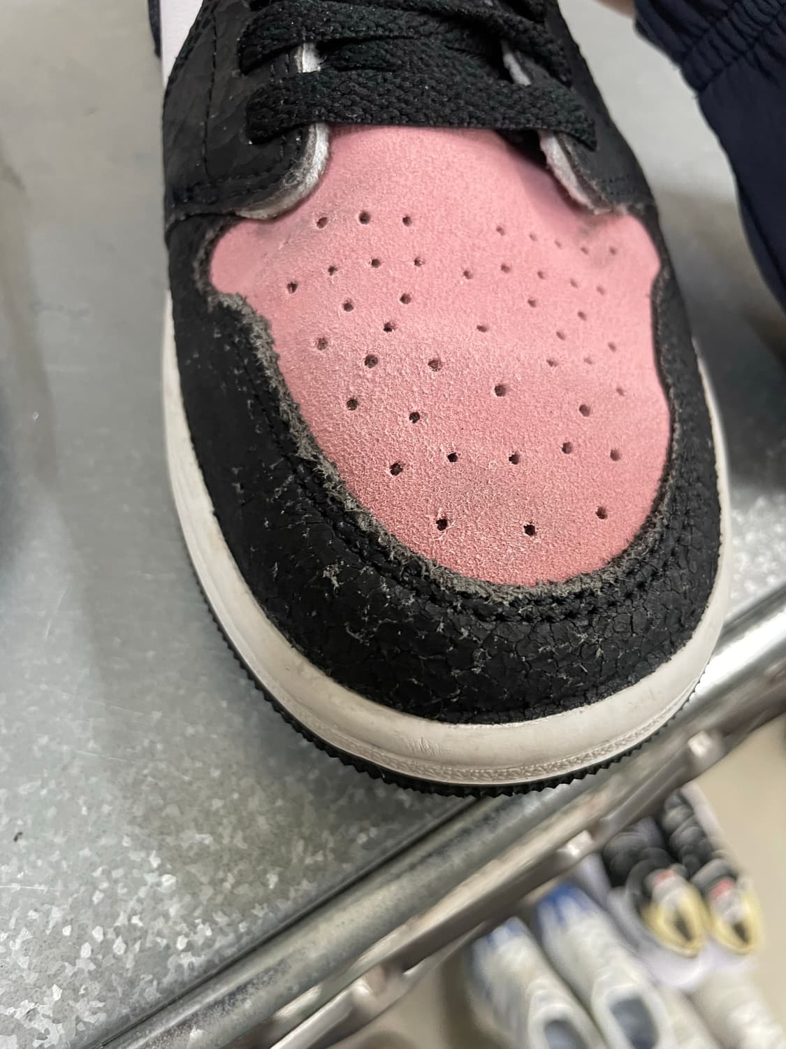 나이키 조던 1 레트로 로우 코랄 255 상품이미지8