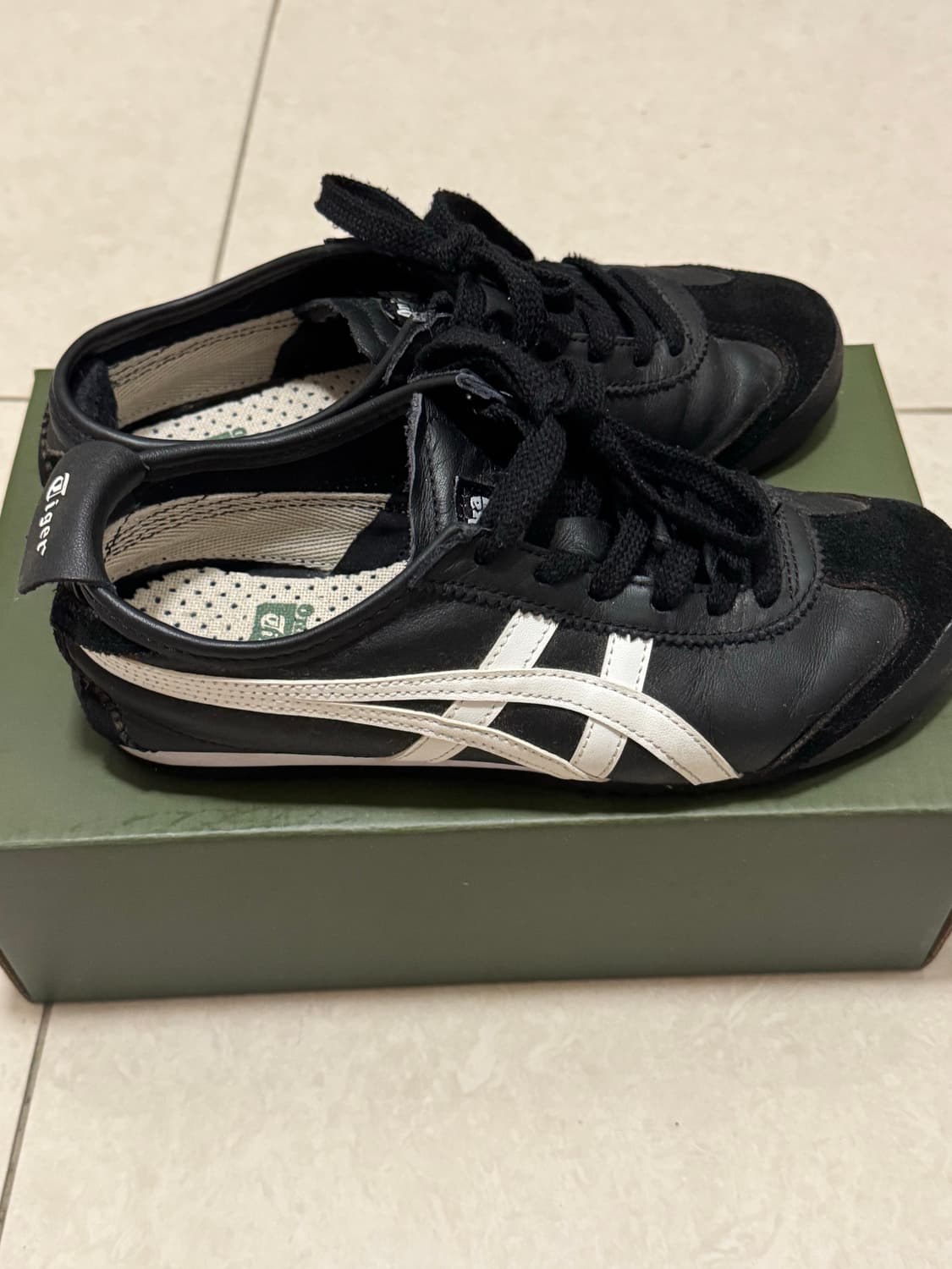 오니츠카타이거 멕시코66 블랙화이트 225 상품이미지2