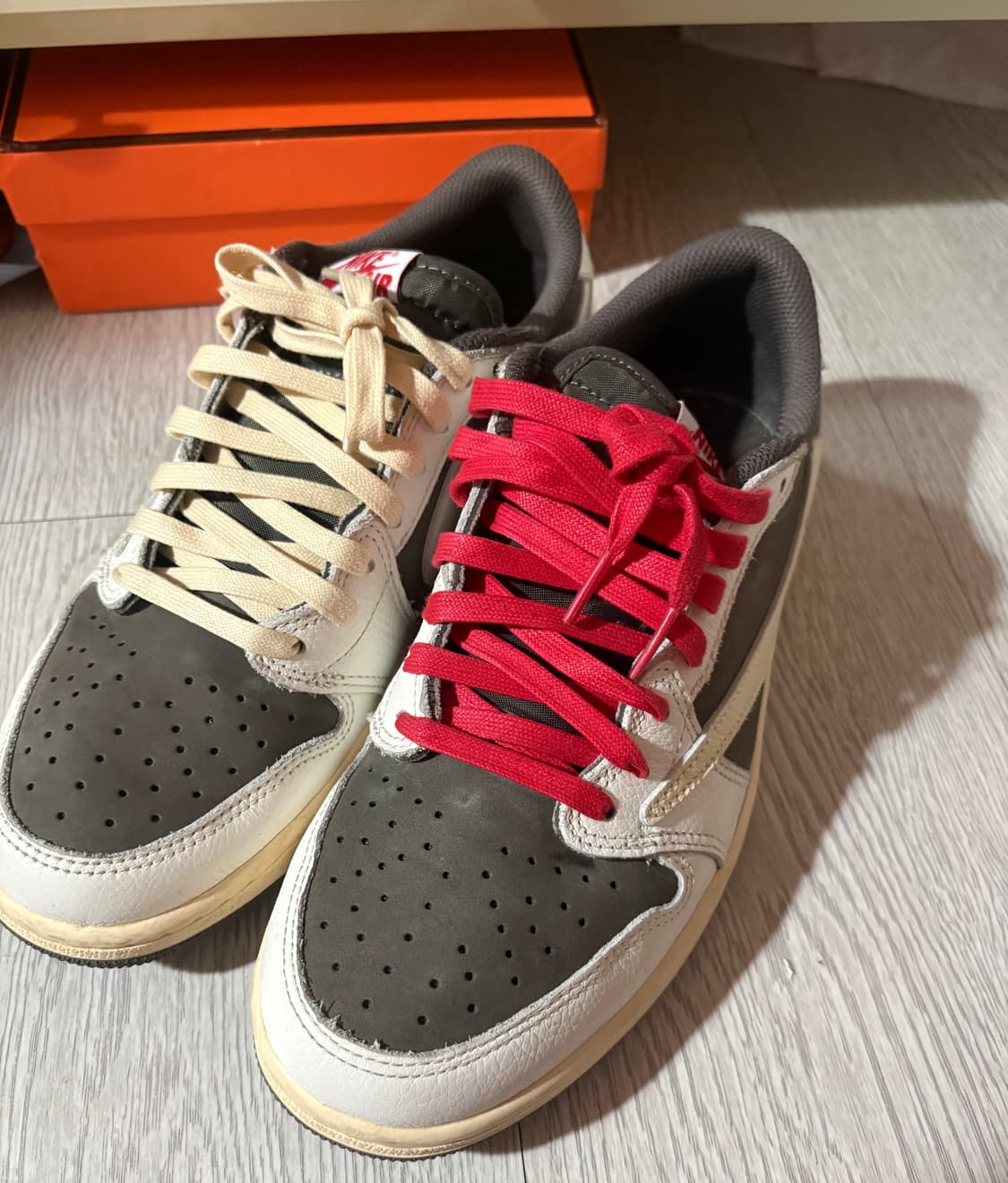 나이키 트래비스 스캇 레트로 로우 OG SP 세일 앤리저록 275 상품이미지2