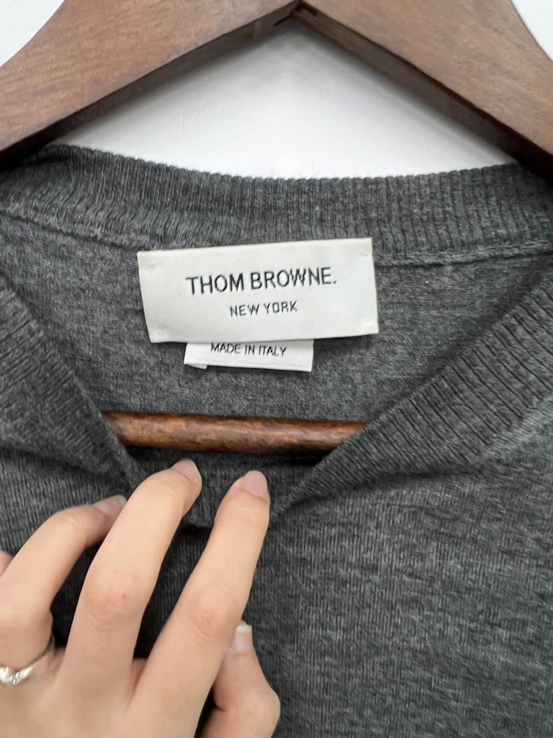 톰브라운 맨투맨 상품이미지3