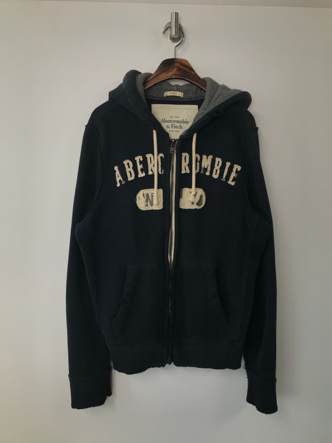 아베크롬비 y2k 와투케 네이비 후드집업 상품이미지2