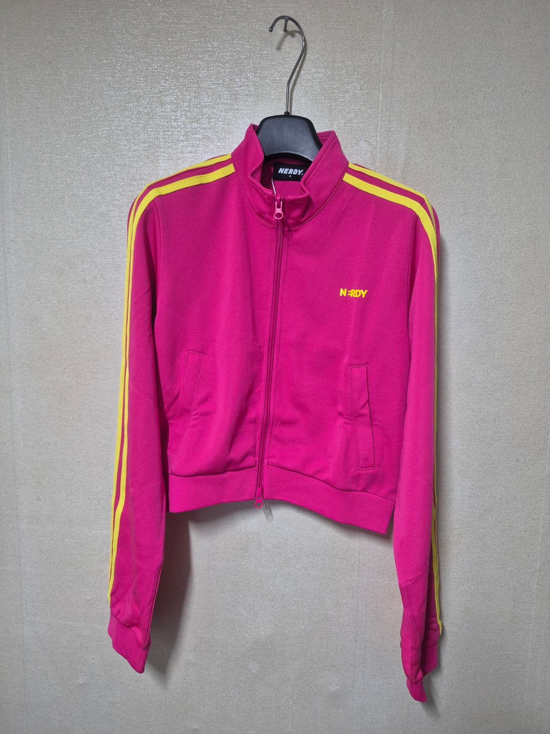 새옷 널디 크롭 트랙탑 상품이미지1