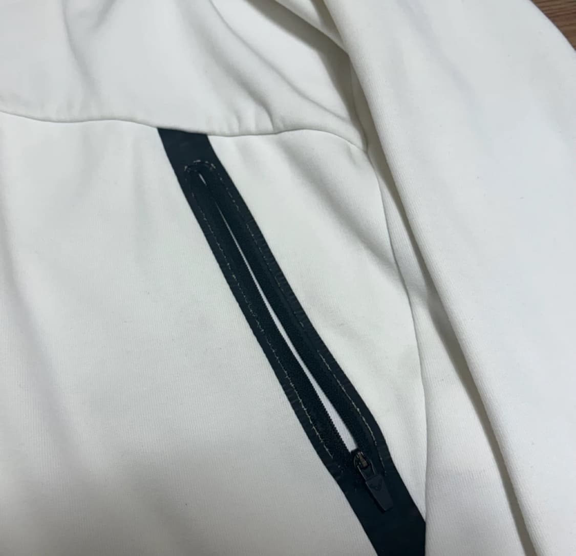 다이나핏 후드집업 화이트 상품이미지4