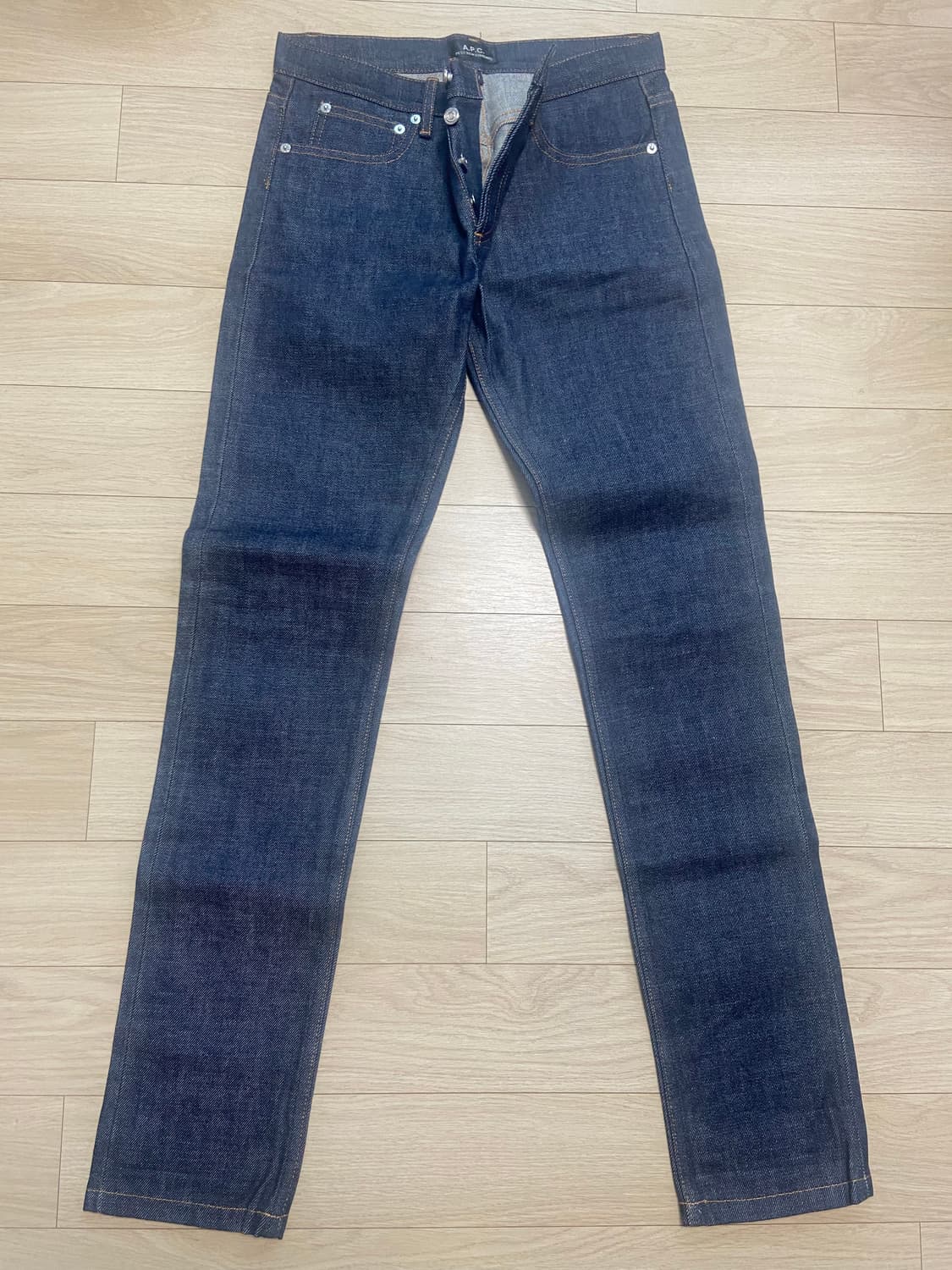 A.P.C.(아페쎄) 쁘띠 뉴 스탠다드 27 상품이미지1