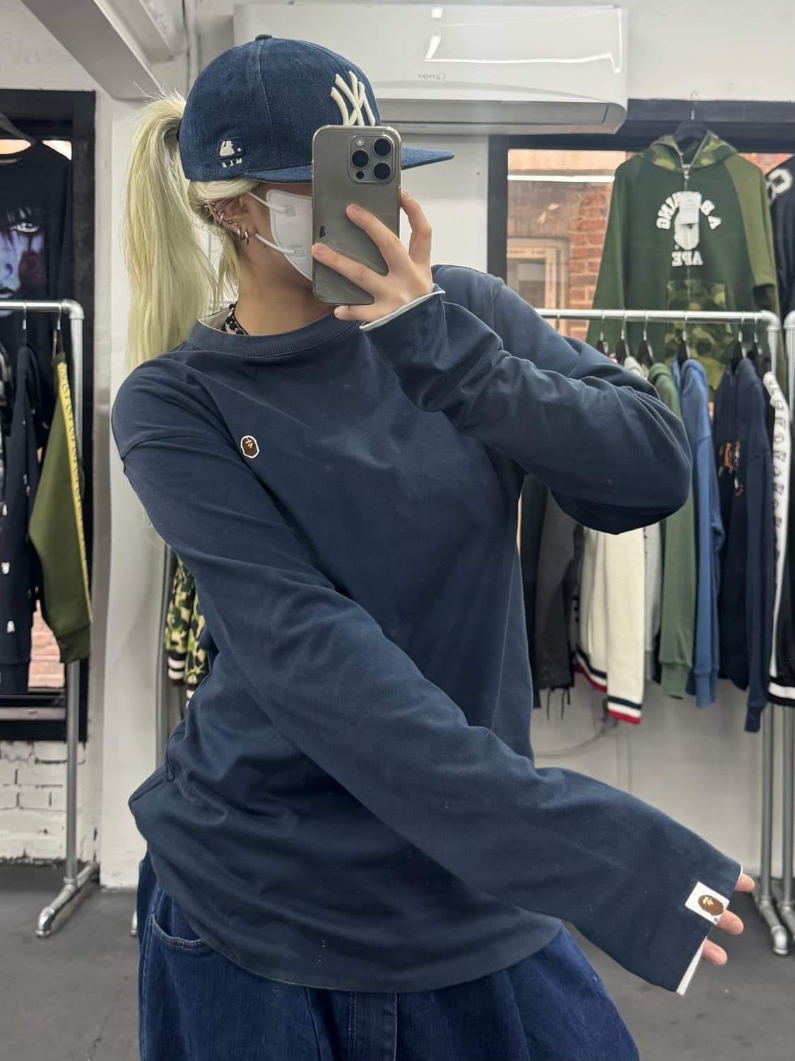 베이프 원포인트 리버시블 롱슬리브 상품이미지3