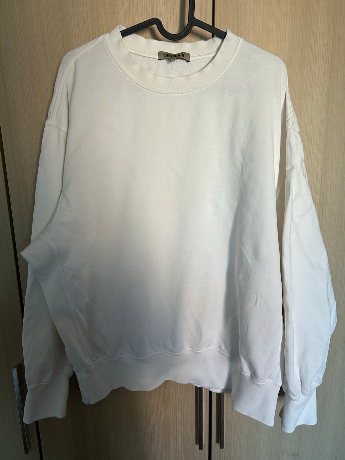 이지 시즌 4 맨투맨 s 상품이미지2