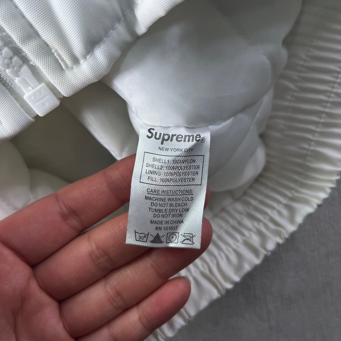 105 슈프림 19FW 스포츠 파이핑 푸퍼 자켓 상품이미지9