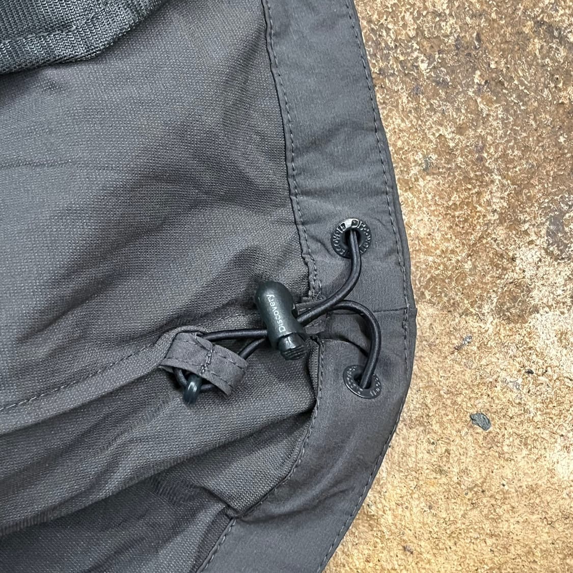 [정품/110] 디스커버리 아노락 후드 바람막이 블랙 b16 상품이미지8