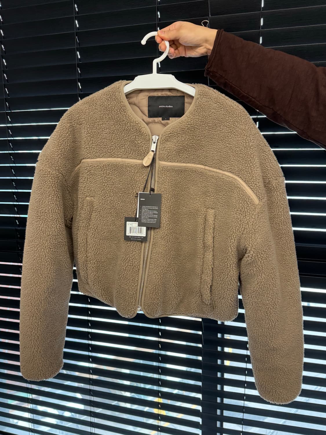 엔타이어스튜디오 플러피 위트 S 상품이미지2