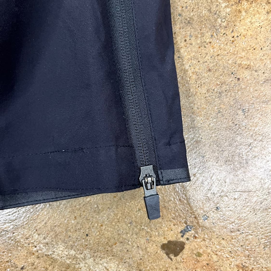 [정품/M] 몬츄라 기능성 트래킹 팬츠 b14 상품이미지5