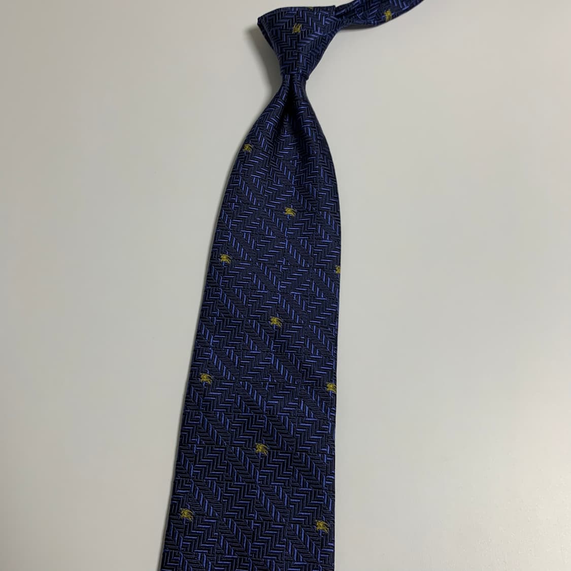 버버리(BURBERRY) 모노그램 명품넥타이 기하학적패턴 S등급 상품이미지8