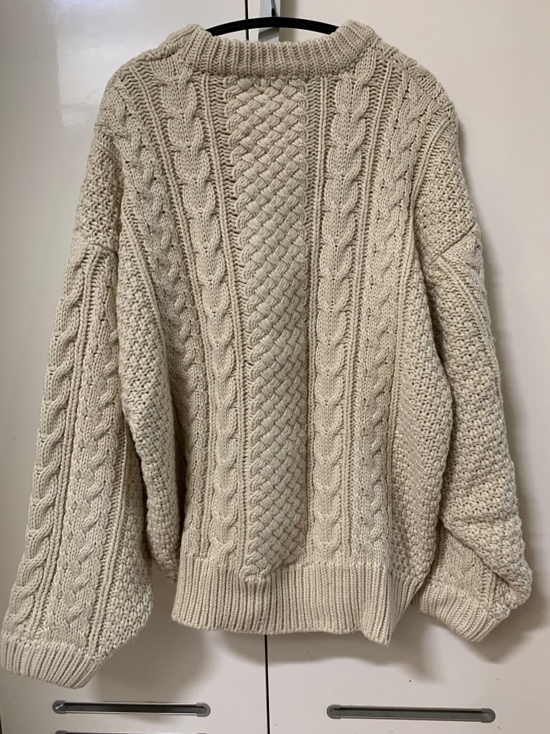 알파카 케이블 니트 스웨터 베이지 상품이미지2